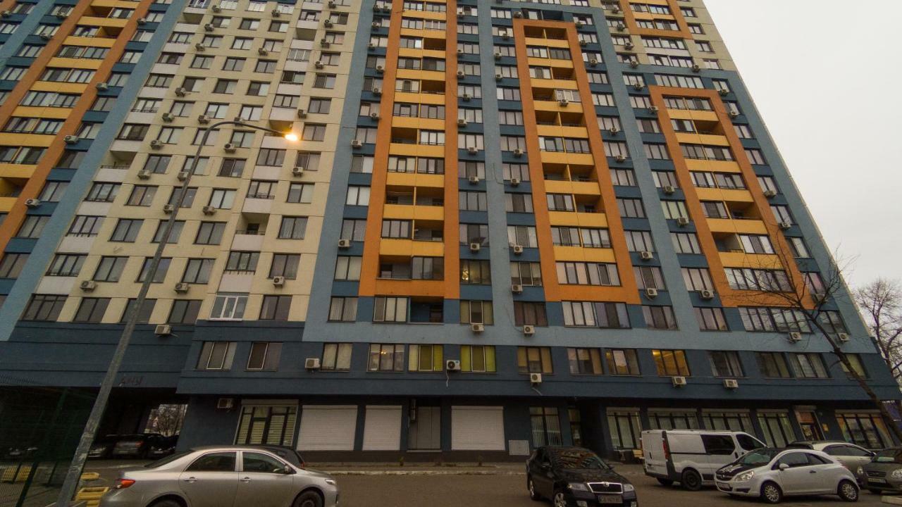 Kvartirkoff Na Bogatirskaya 6A, 2 Floor Kyiv Exterior photo